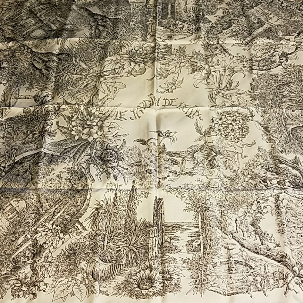 Hermes 90 cm square silk scarf